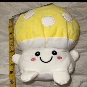 Smoochy Pet Pals Plush Pet Toy  with crinkle paper and squeaker /mushroom